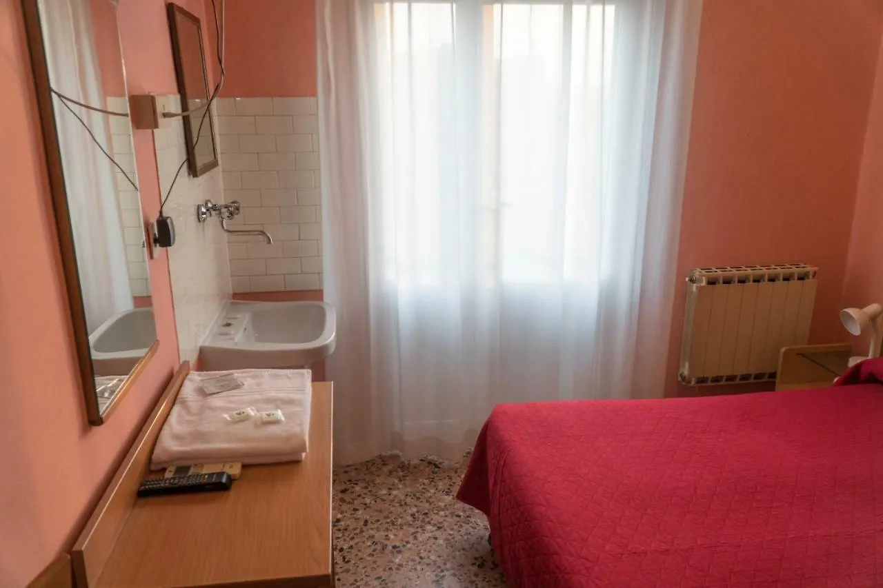 Hotel Primavera Mestre